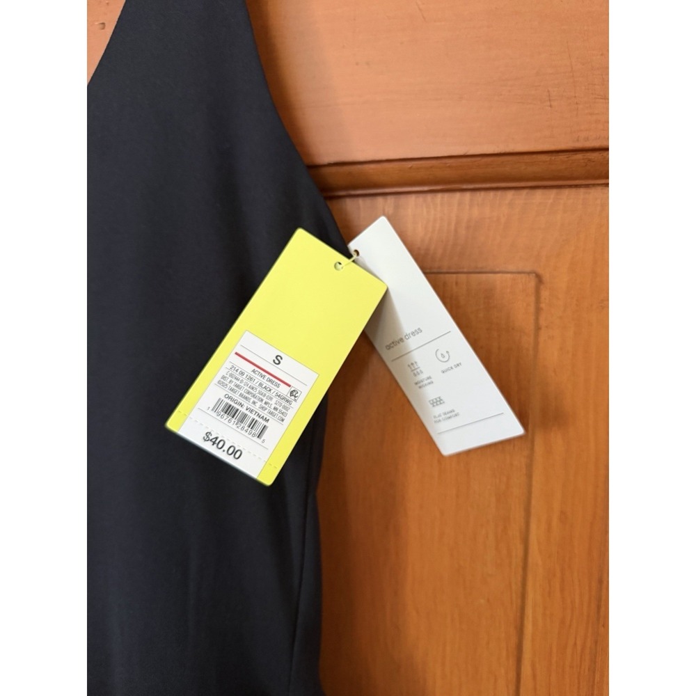 Women's All in Motion Black Active Dress Size Small NWT Built In Shorts - Picture 3 of 7